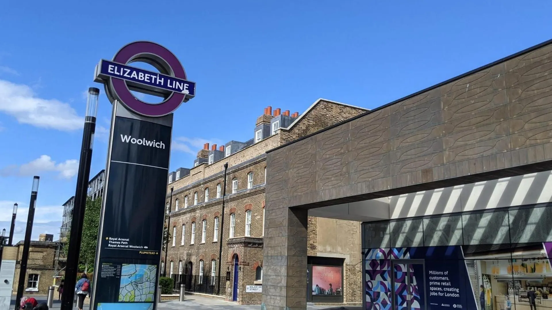 Skyline Haven - Modern 2Br Free Parking & 4Ktv Apartment London 0*,  United Kingdom